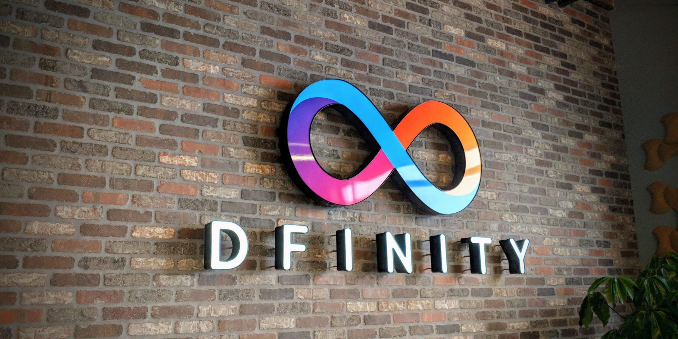 Dfinity Logo